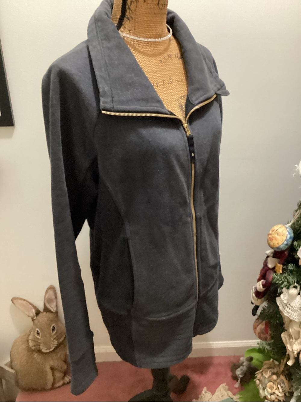 Lululemon Jacket - Picture 2 of 5